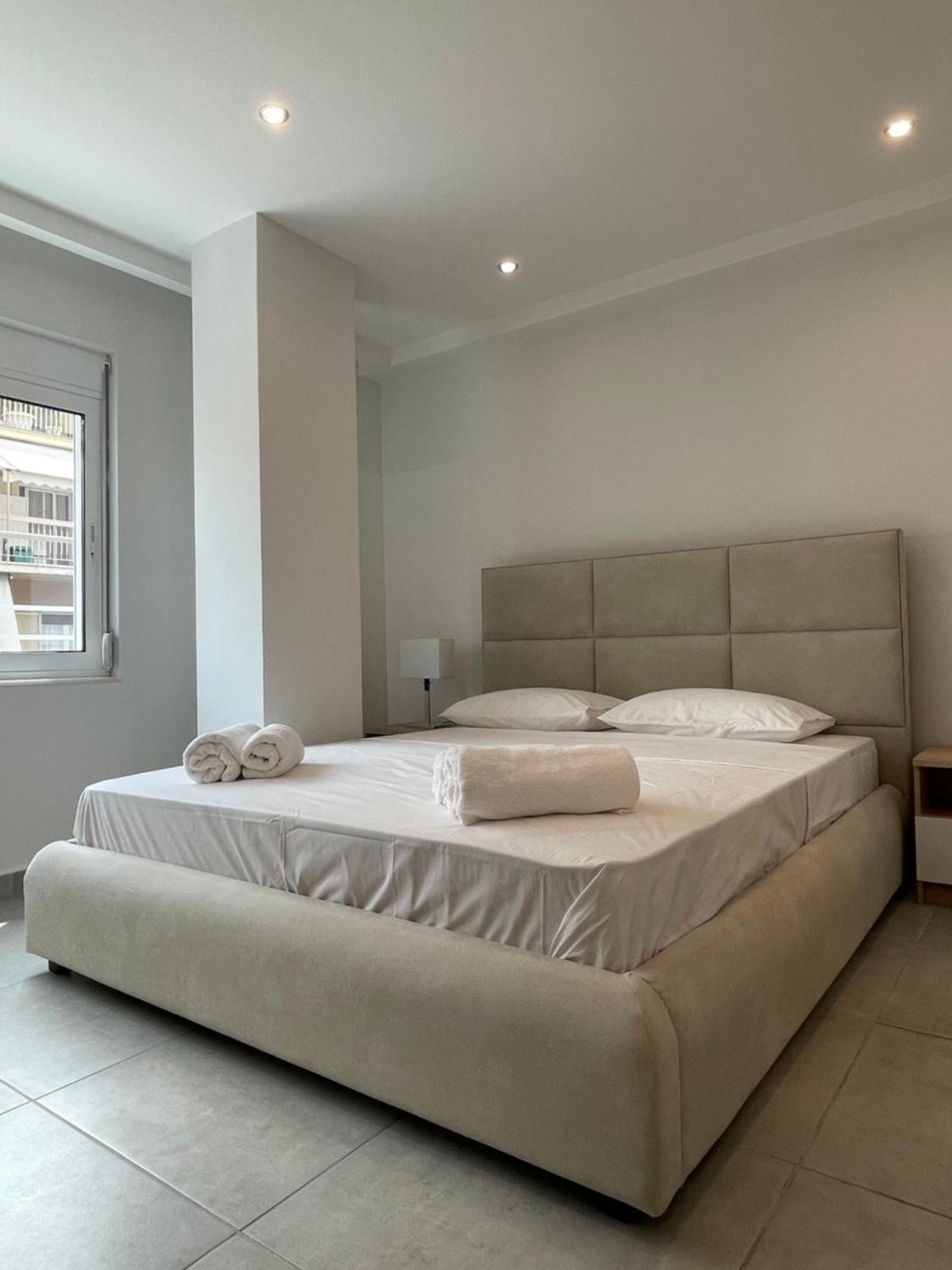 Athenian Modern 2Bd Apt Next To Metro And Archaeological Museum Atenas Exterior foto